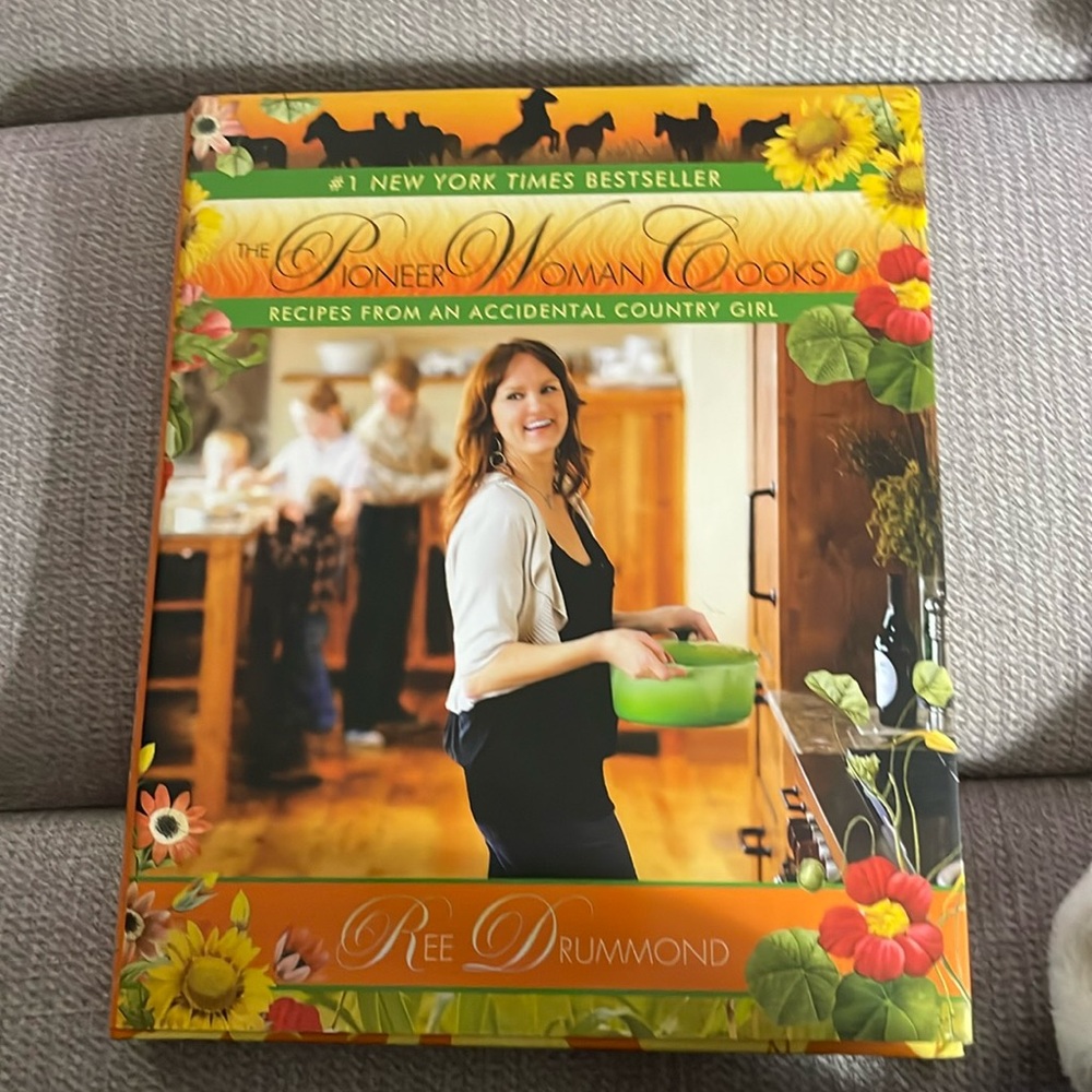 Pioneer Woman Cooks—Recipes From An Accidental Country Girl (hardback)
